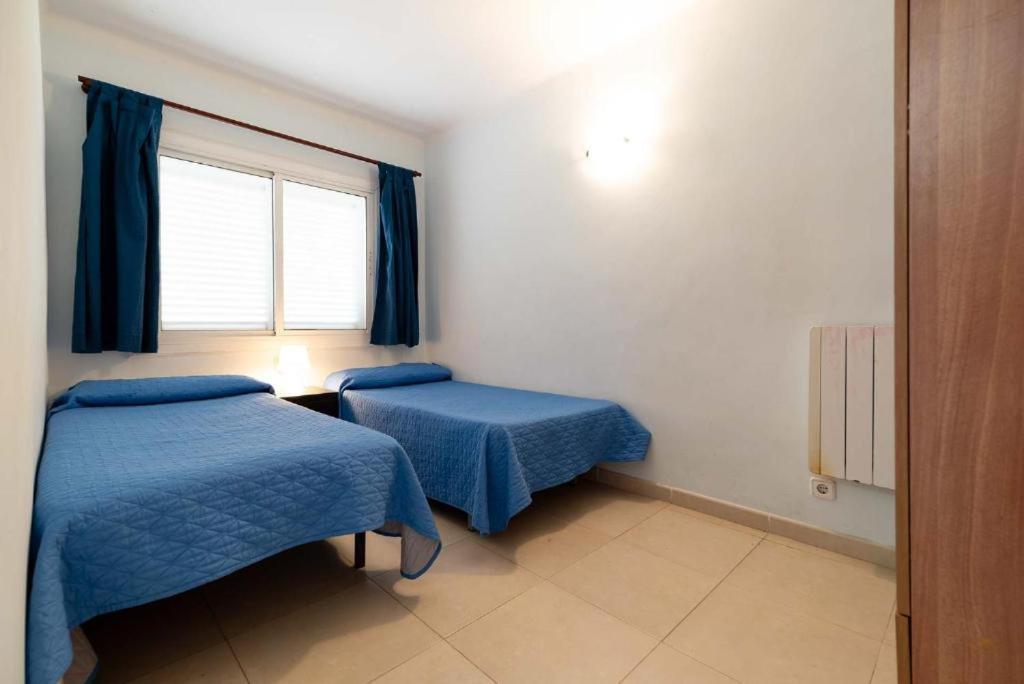 Apartamentos Denis Castelldefels Exterior foto